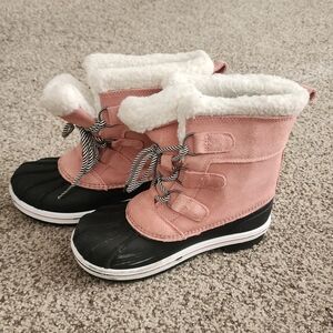 Cat and Jack girls Pink and black snow boots size 2